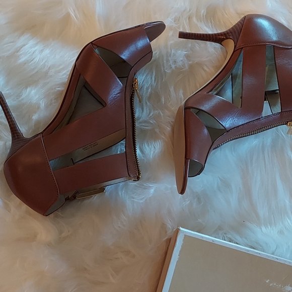 Michael Kors : Anya Mid Sandal : Luggage Leather : Size 8 : NWT - Picture 6 of 10